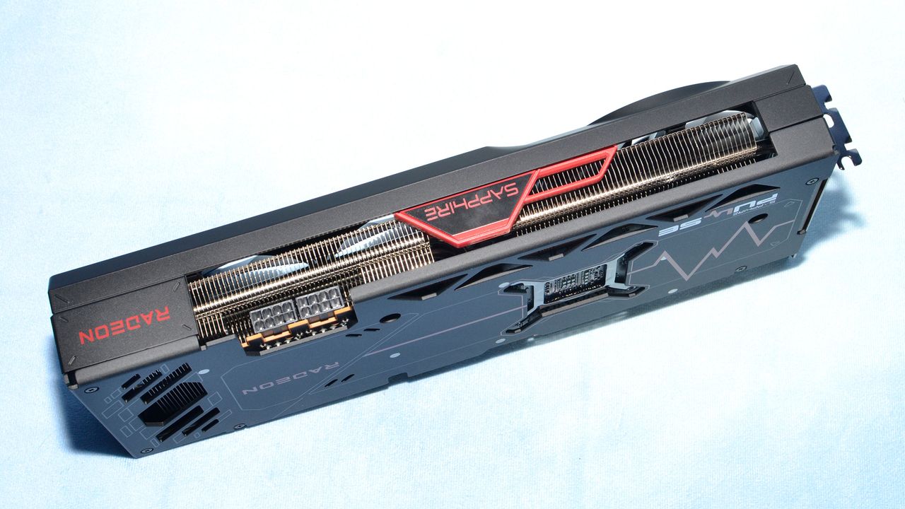 Sapphire RX 7900 GRE Pulse photos and unboxing