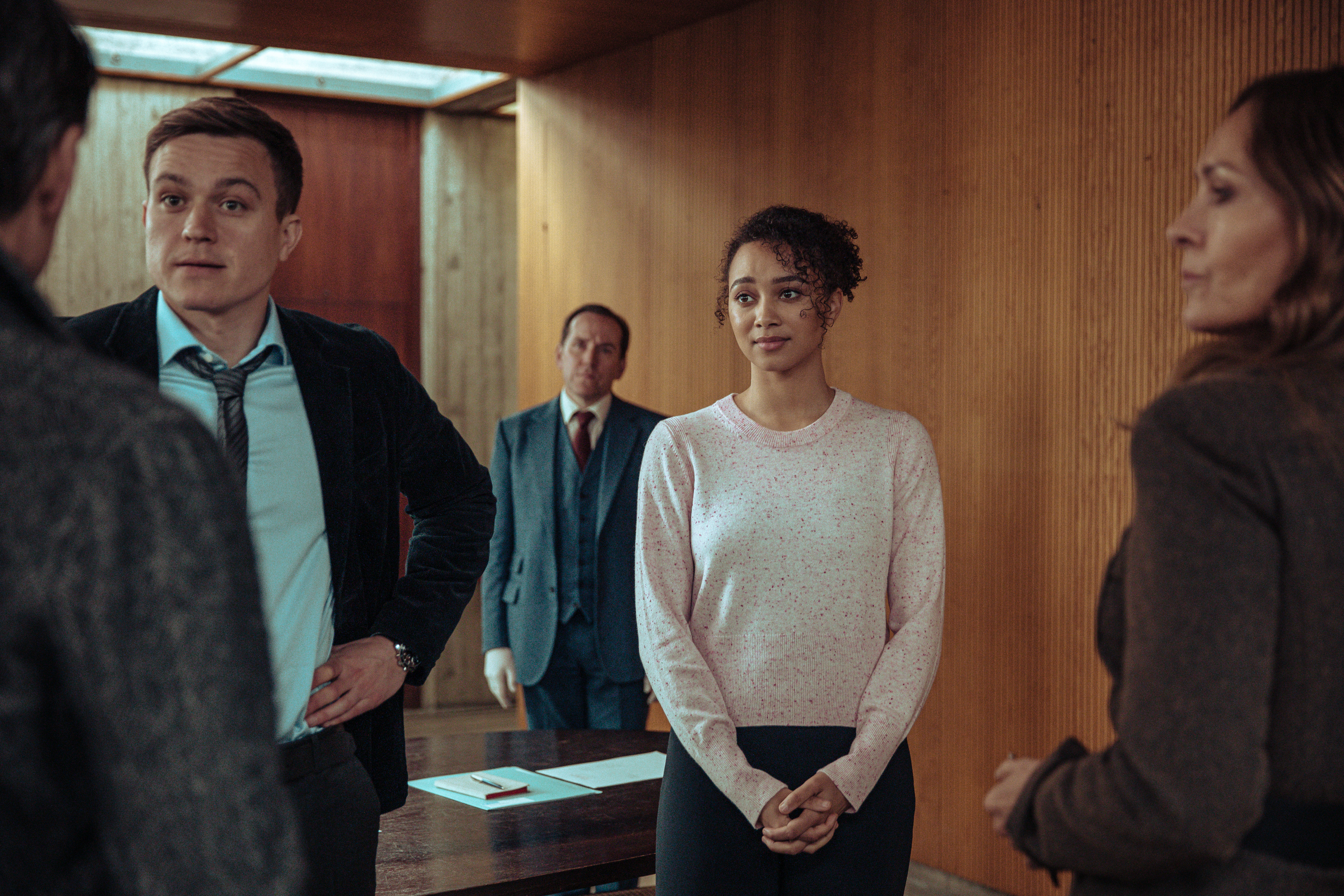 The team deal with a multiple murder.