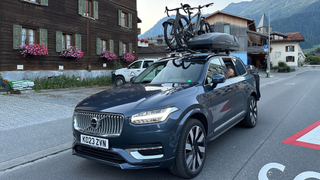 The Thule Outset tent, mounted on the Volvo XC90.