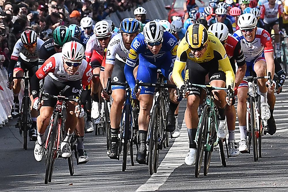 Dylan Groenewgen gets the best of Caleb Ewan at the end of stage 1 at Paris-Nice