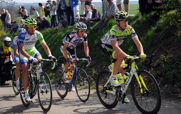 The breakaway: Albert Timmer (Skil-Shimano), Thomas Degand (Veranda's Willems-Accent) and Italians Simone Ponzi (Liquigas-Cannondale) and Pier Paolo De Negri (Farnese Vini-Neri Sottoli)