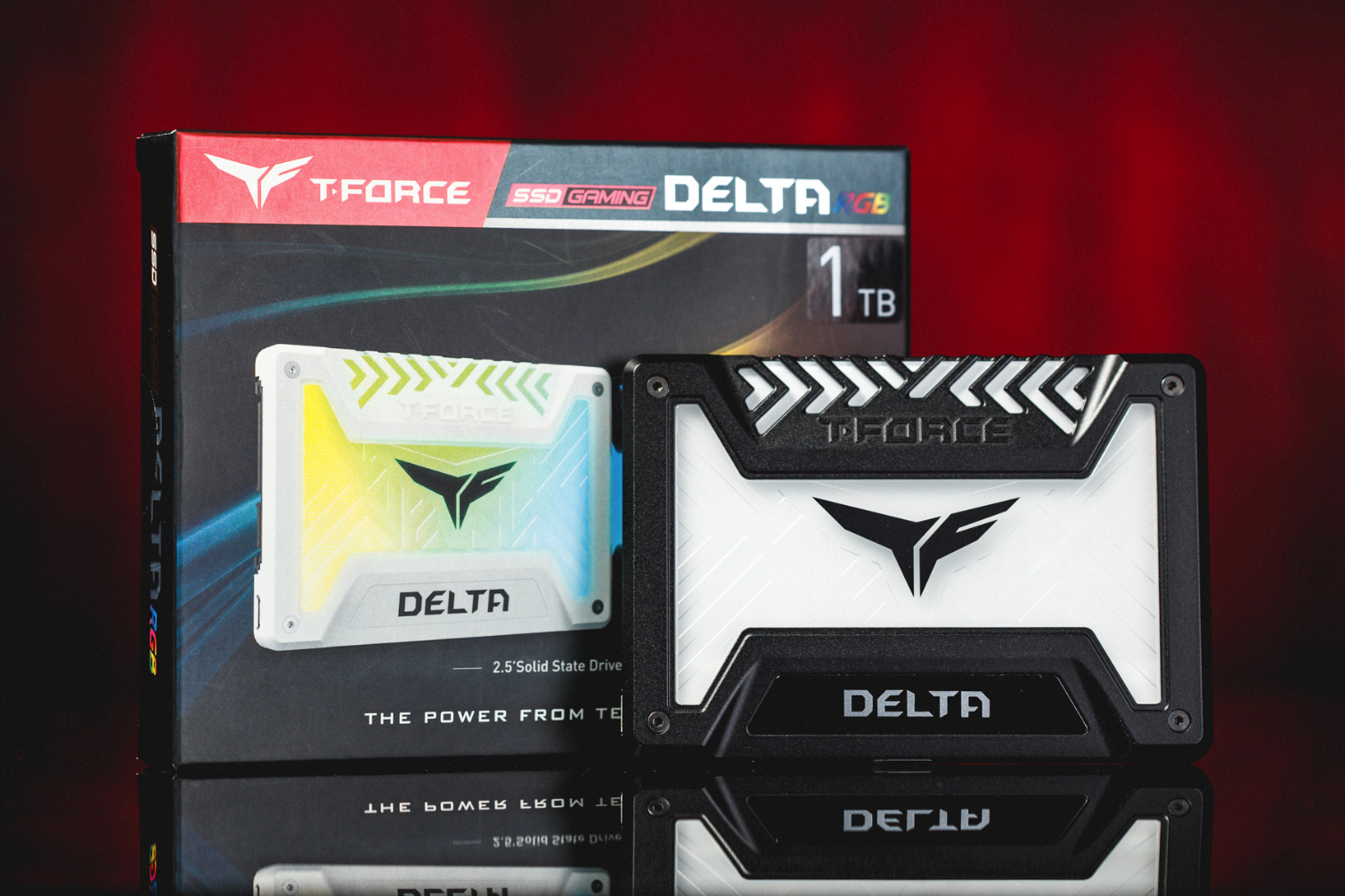 Costume unrelated Credential Team Group T-Force Delta RGB SSD Review: RGB SSD Done Right, Kinda - Tom's  Hardware | Tom's Hardware