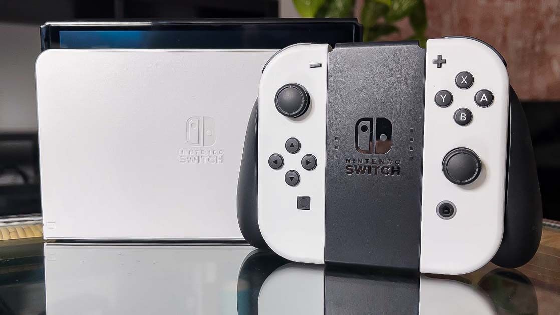 New Nintendo Switch OLED Holiday Bundle Leaks Online