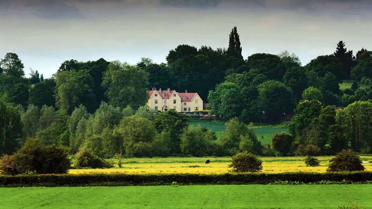 Milsom Hotels Talbooth House &amp; Spa exterior