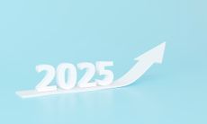 rendering of the year 2025 on an upward arrow