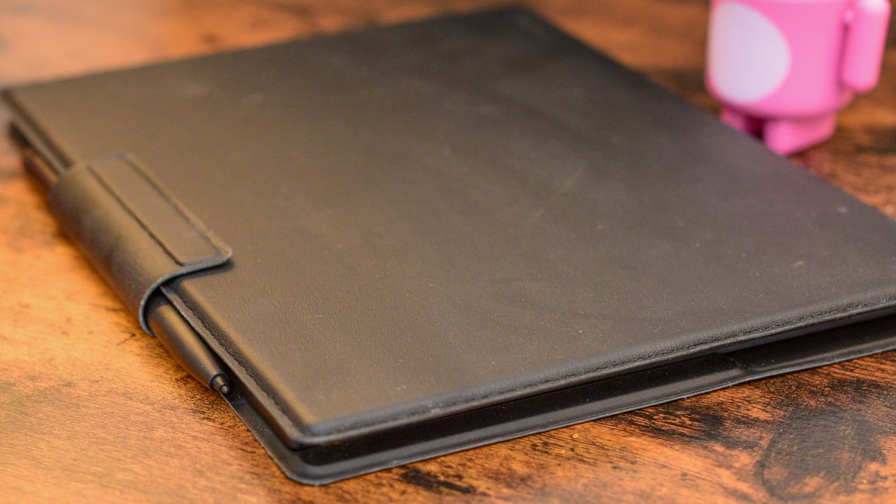 Onyx Boox Tab Ultra in keyboard case, closed
