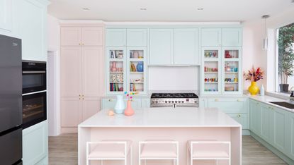 A dip into the pastel nuance  Pastel kitchen, Pastel kitchen