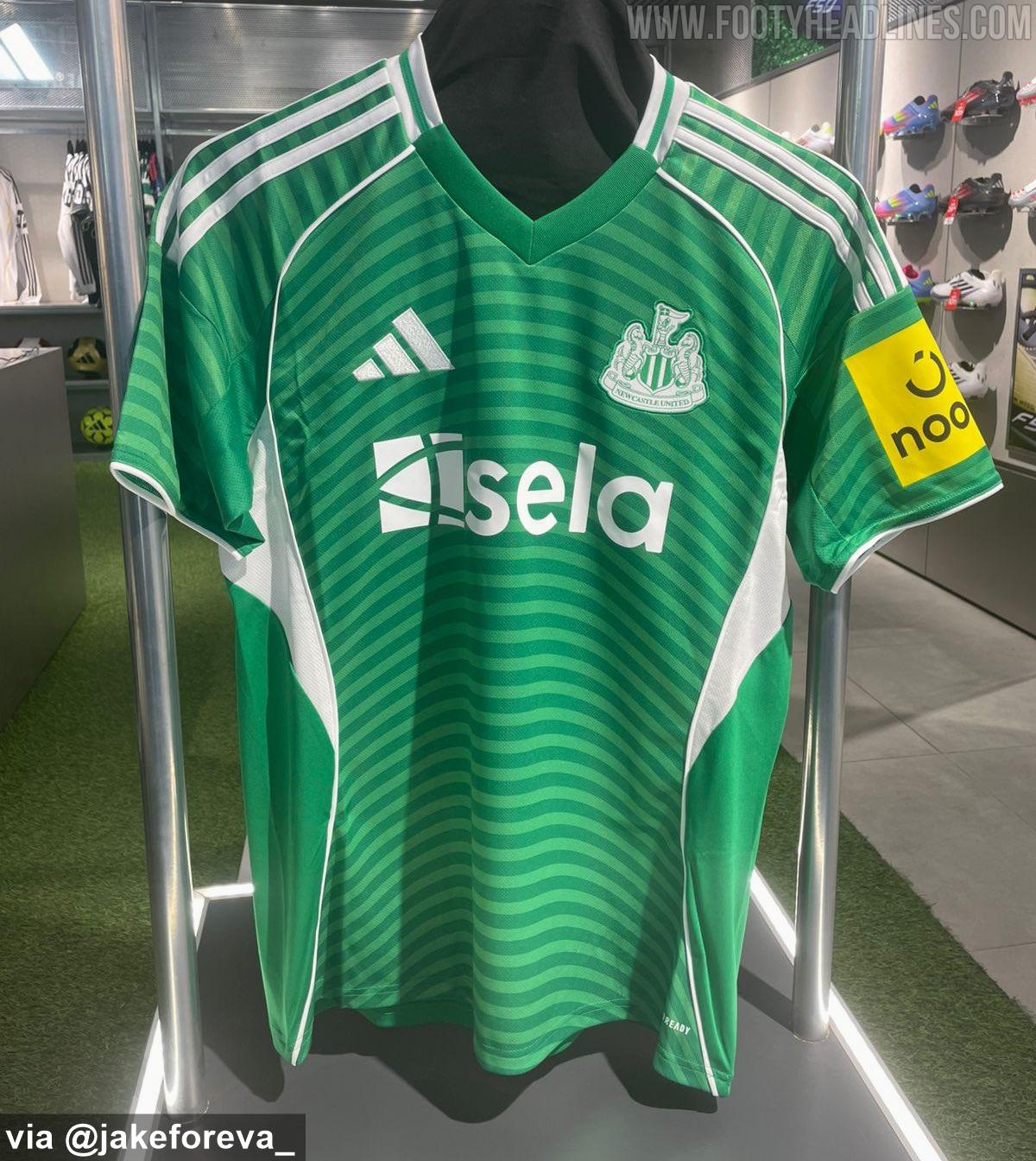 Newcastle away kit 2025/26