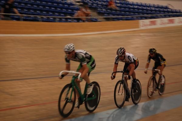 Andrew Crater (Aerocat) in the breakaway with Silva and Young.