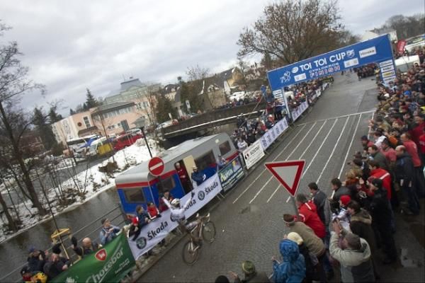 The finish of the 2011 cyclo-cross Czech nationals