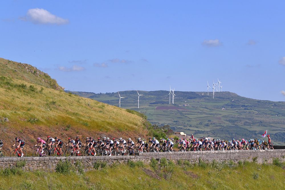 The peloton during stage 4 at the Giro d'Italia