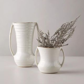 A cream vase