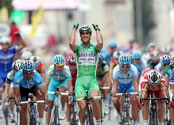 Tom Boonen (Quick.Step) wins again