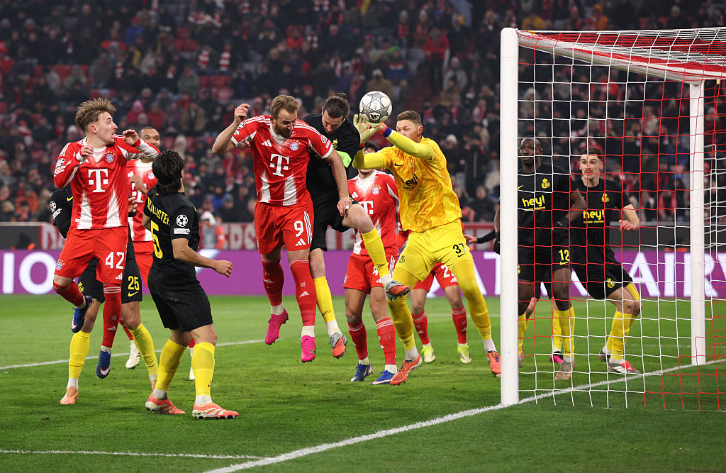 Harry Kane of FC Bayern Munich scores his team's first goal during the UEFA Champions League 2025/26 League Phase MD7 match between FC Bayern M&amp;uuml;nchen and R. Union Saint-Gilloise at Football Arena Munich on January 21, 2026 in Munich, Germany.