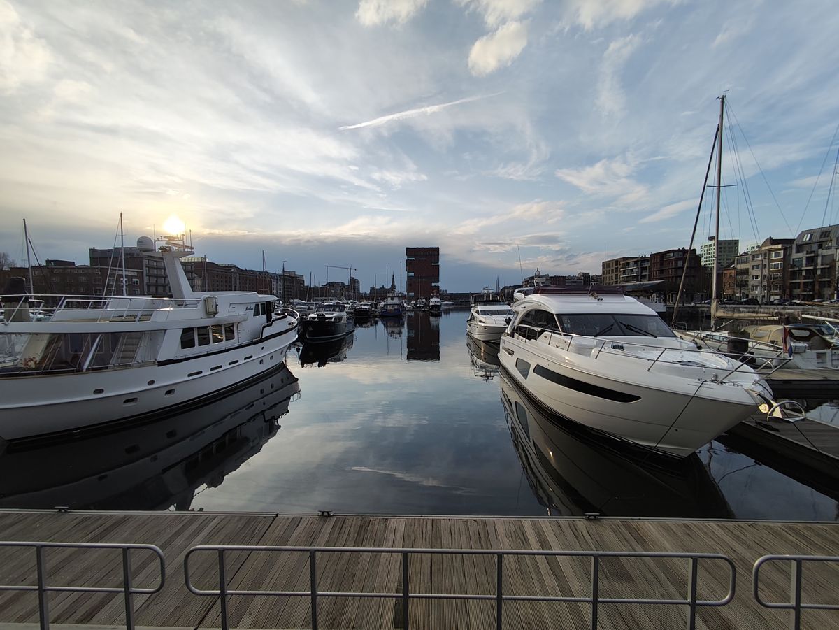 Redmi note 14 pro plus voorbeeldfoto