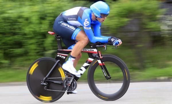 Ryder Hesjedal (Garmin - Barracuda) time trials to the overall win