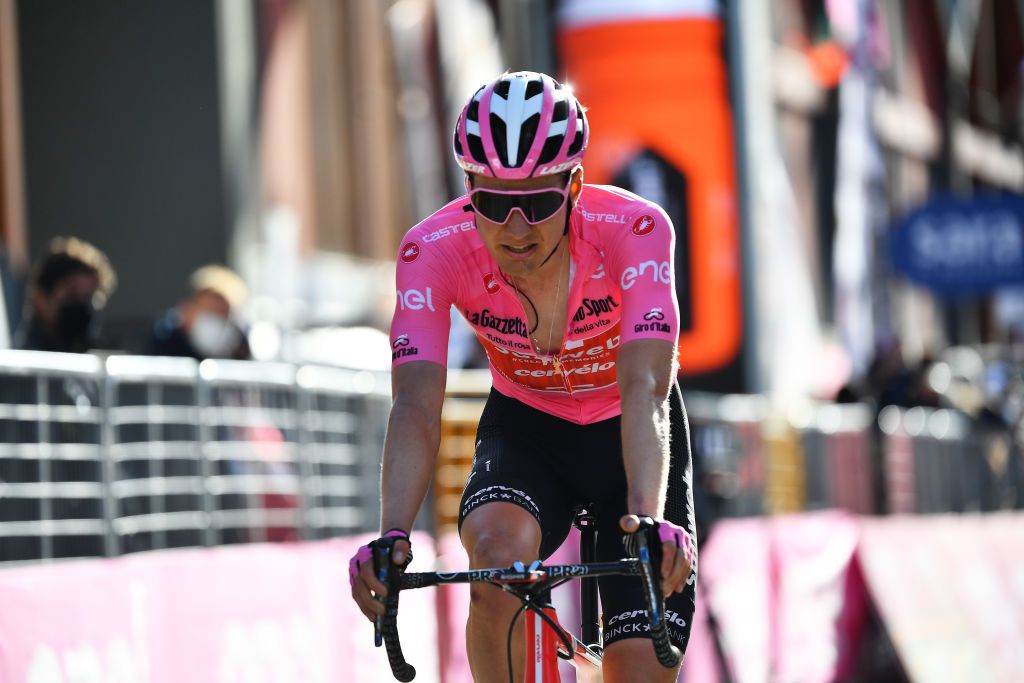 SESTRIERE ITALY OCTOBER 24 Arrival Wilco Kelderman of The Netherlands and Team Sunweb Pink Leader Jersey Disappointment during the 103rd Giro dItalia 2020 Stage 20 a 190km stage from Alba to Sestriere 2035m girodiitalia Giro on October 24 2020 in Sestriere Italy Photo by Stuart FranklinGetty Images