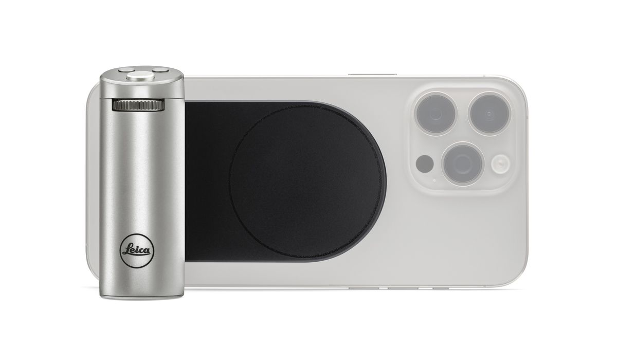 Leica LUX 2.0 update and new grip