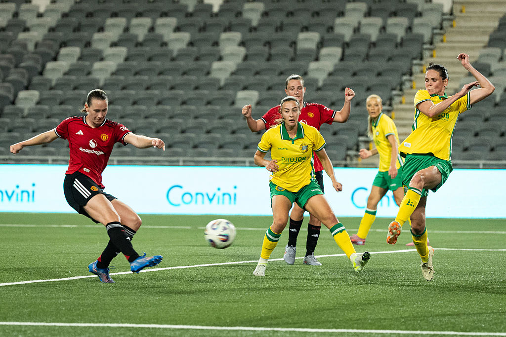 STOCKHOLM, SWEDEN - AUGUST 30: Elisabeth Terland of Manchester United scores 1-0 during the UEFA Women&#039;s Champions League Second Qualifying Round match at Stockholm Arena on August 30, 2025 in Stockholm, Sweden. (Photo by Michael Campanella/Getty Images)