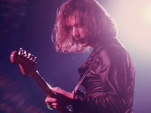 10 of the greatest Gibson ES-335 guitar tones of all time | MusicRadar