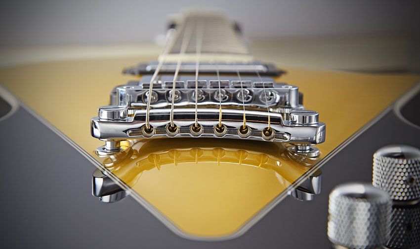 A Graph Tech tailpiece combined with neck- through-body construction is a recipe for plenty of sustain, and there's no shortage of that here