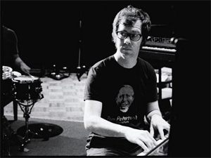 Ben folds