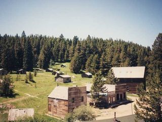 Garnet Ghost Town