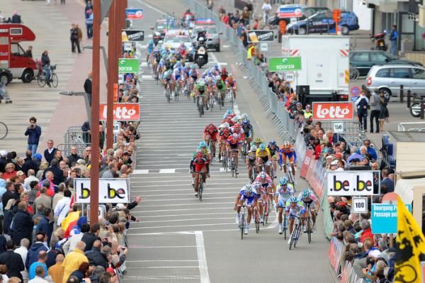 Kenny van Hummel (Skil-Shimano) hit out a little early on the uphill sprint