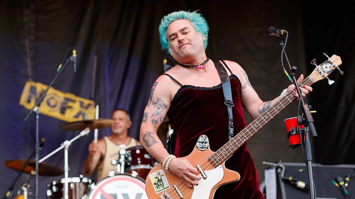 The Evolution of Fat Mike's Blue Hair: From Bright Blue to Electric Green - wide 4