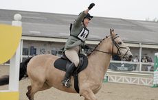 SJMO9965-041-Louise-Bergicourt-Toolan-Woodfeild-Gold.jpg