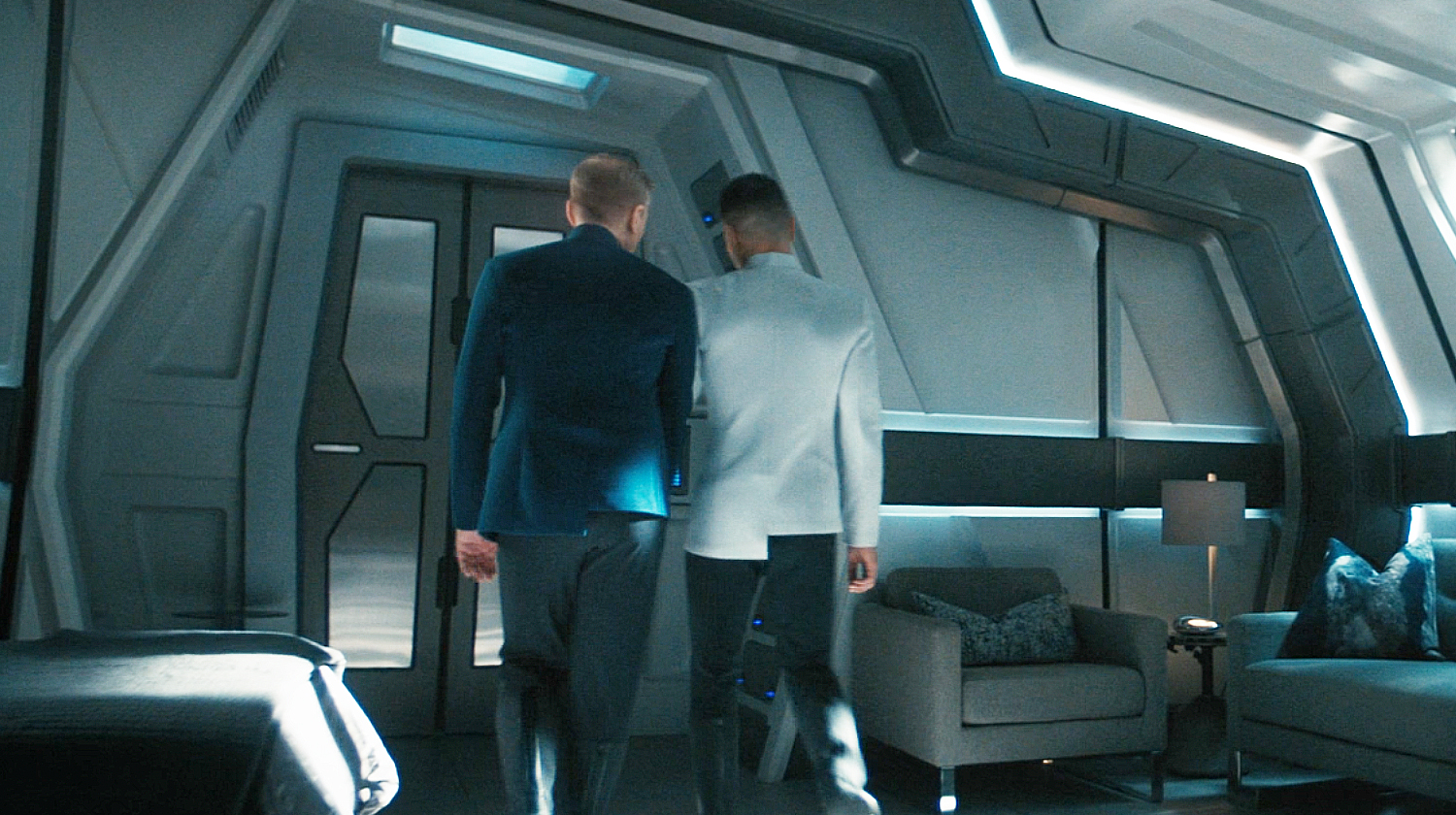 There's an attempt at a heartfelt scene between Stamets and Culber, but sadly, it feels a little contrived