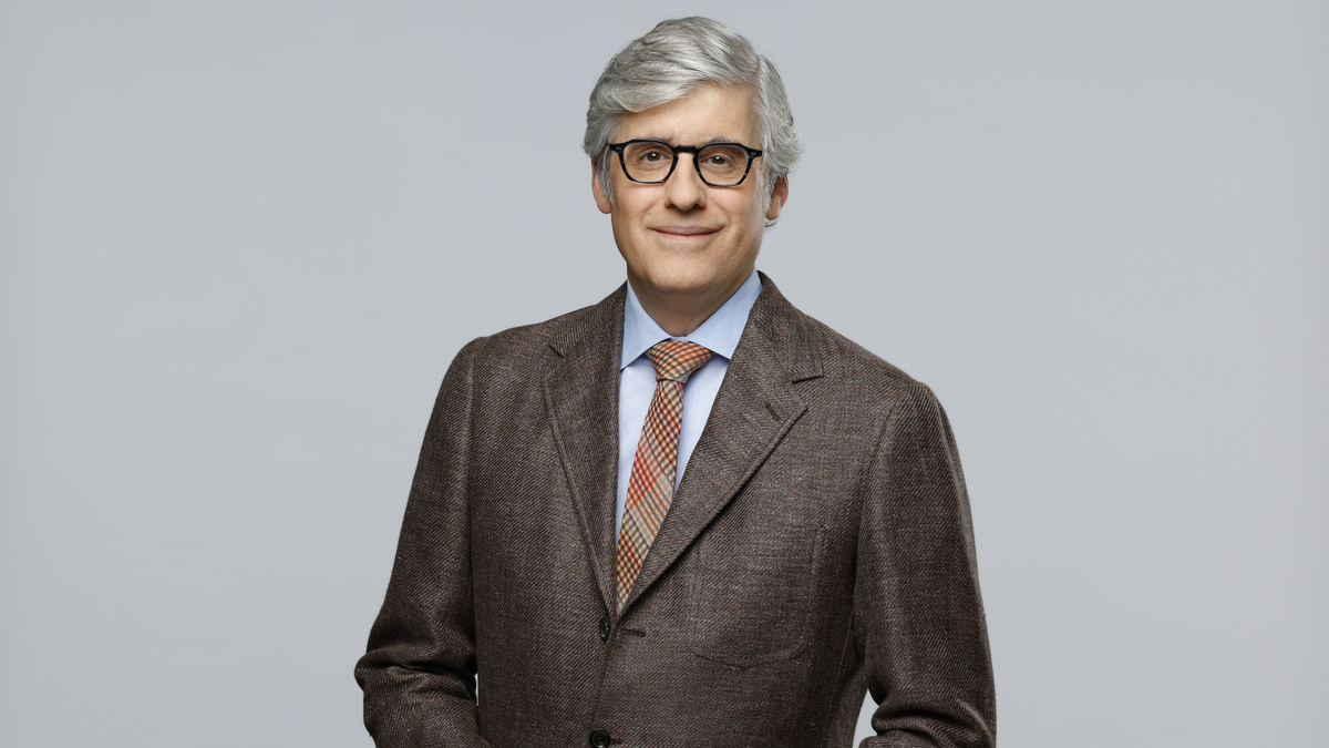 Mo Rocca to Receive the 2026 LABF Insight Award at NAB Show | TV Tech