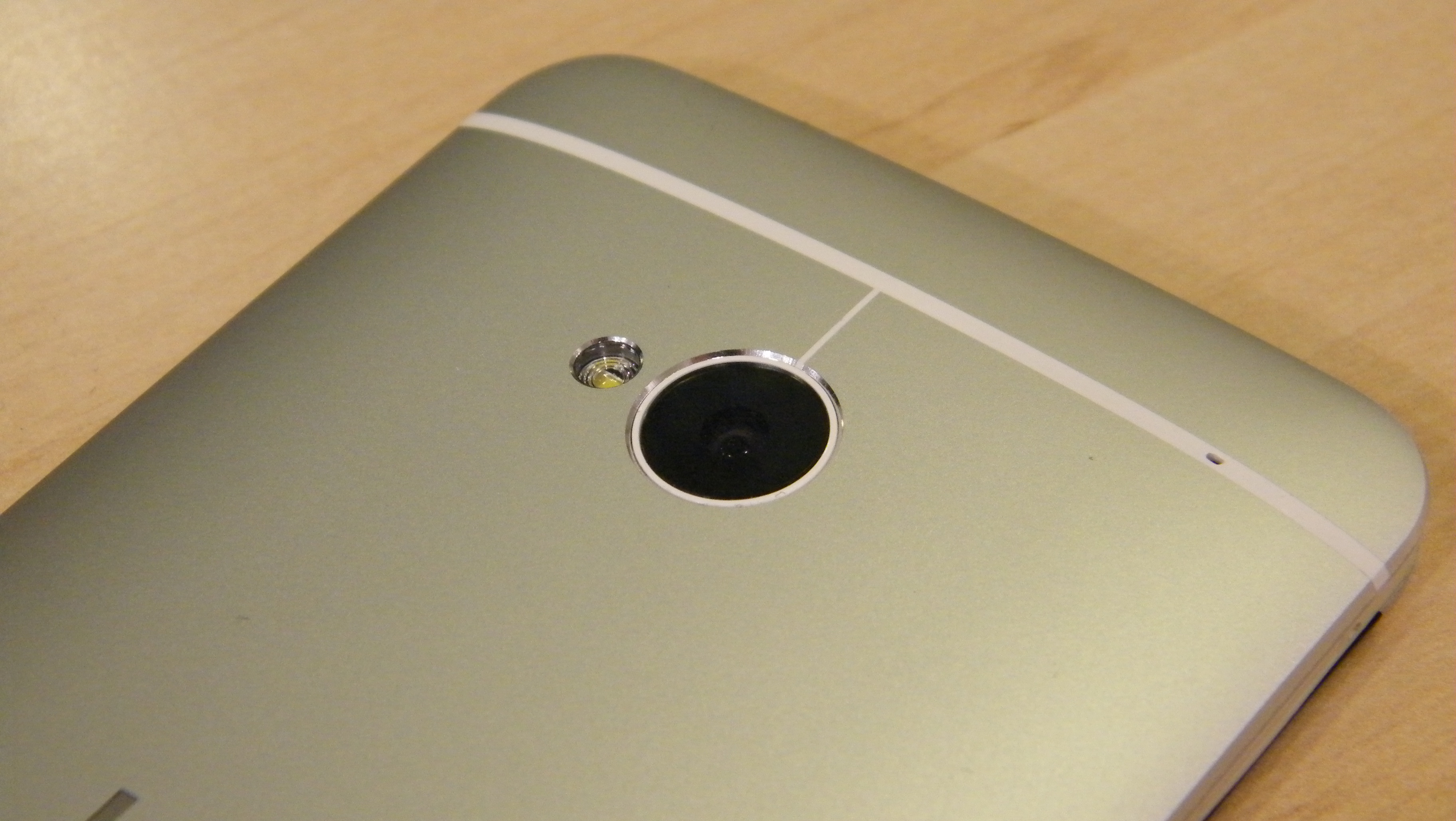 HTC One 2 camera boost appears insignificant in latest leak