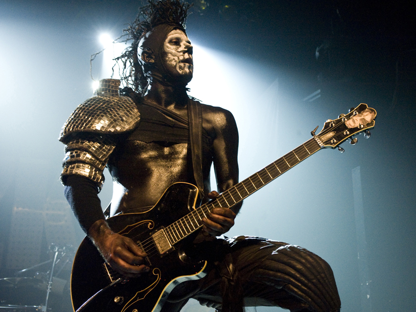 Limp Bizkit's Wes Borland goes on Twitter rant against Dream Theater