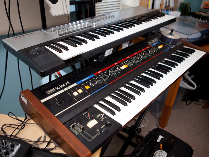 Roland Juno-6