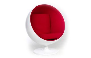 The famous Ball Chair was designed by Finnish furniture designer Eero Aarnio in 1963