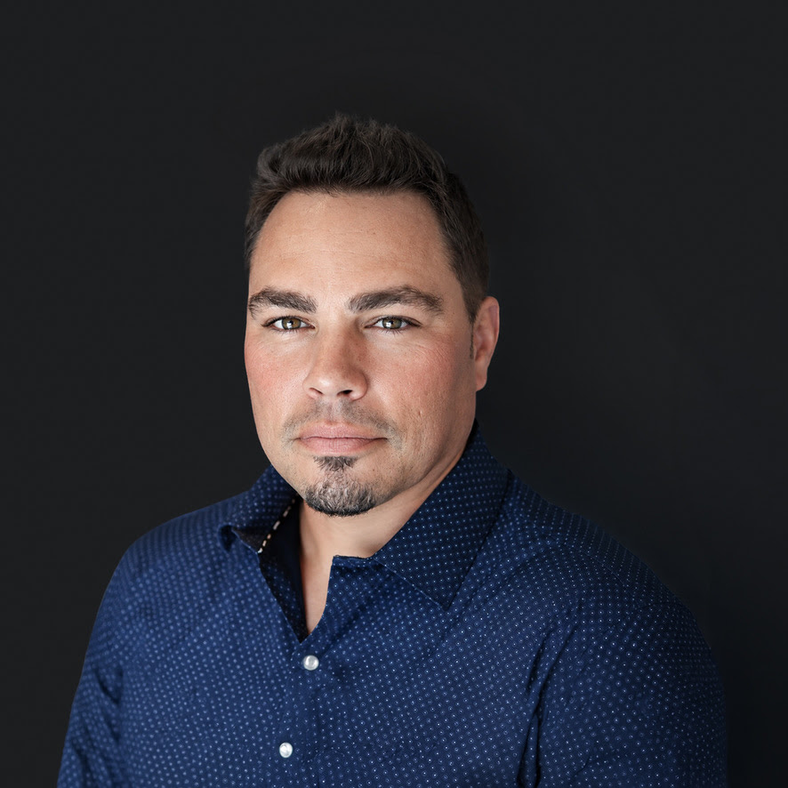 Headshot of Jesse Dean.