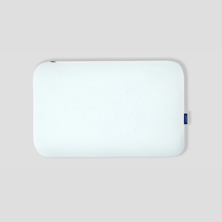 The Casper Hybrid Pillow with Snow Technology on a white background