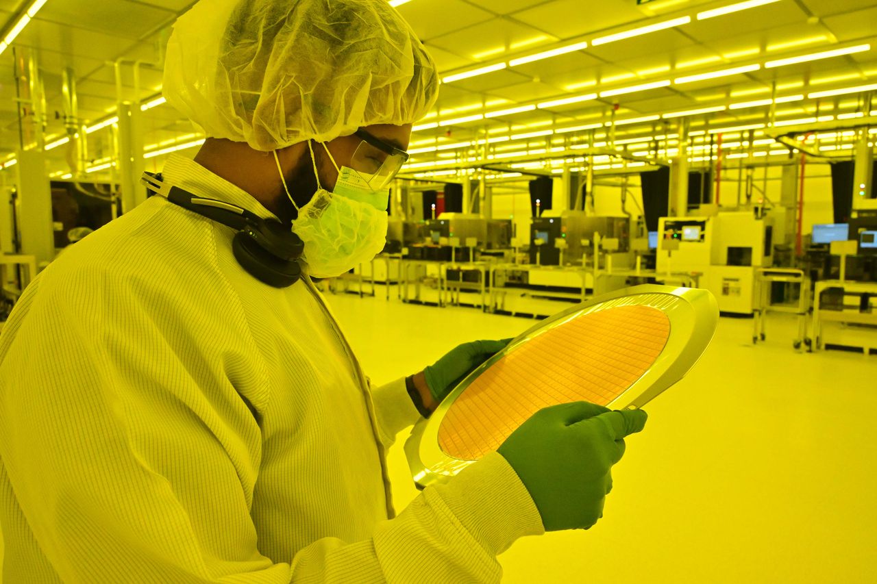 Intel Packaging