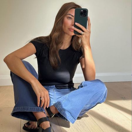 An image of the A.Emery jalen sandals