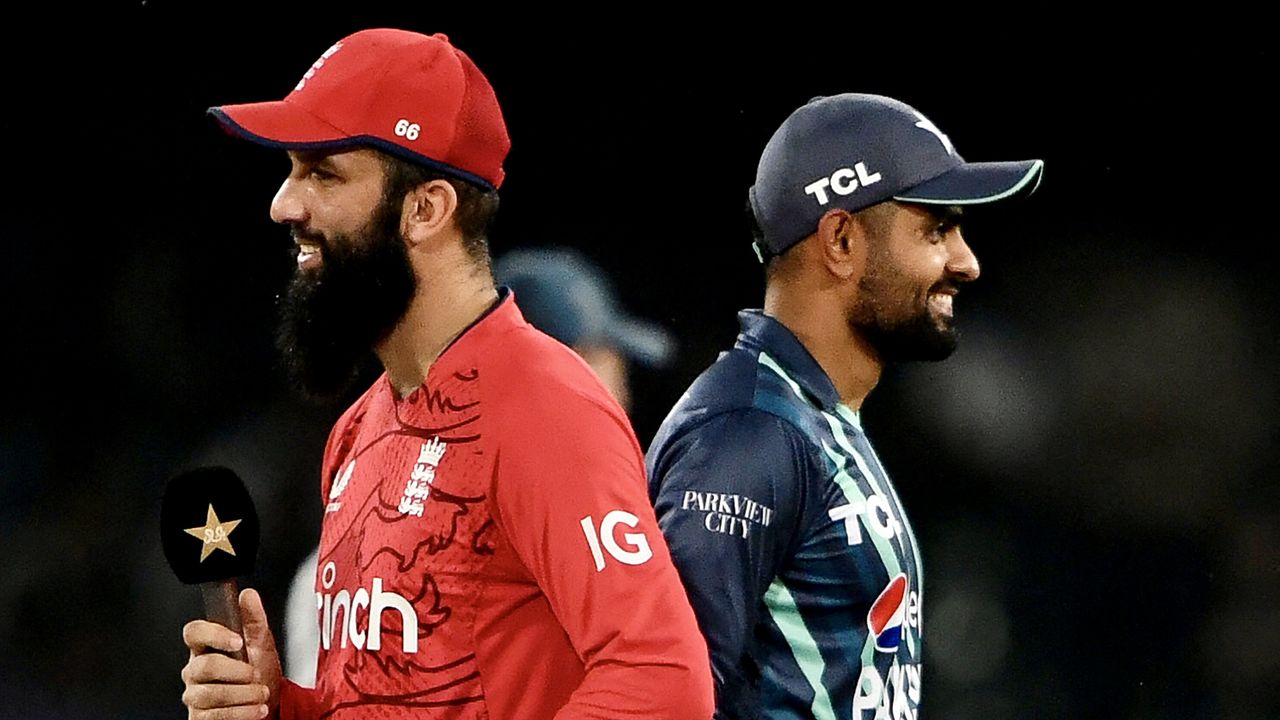 Pakistan&#039;s captain Babar Azam (R) and England&#039;s captain Moeen Ali before start of T20 international between their respective teams