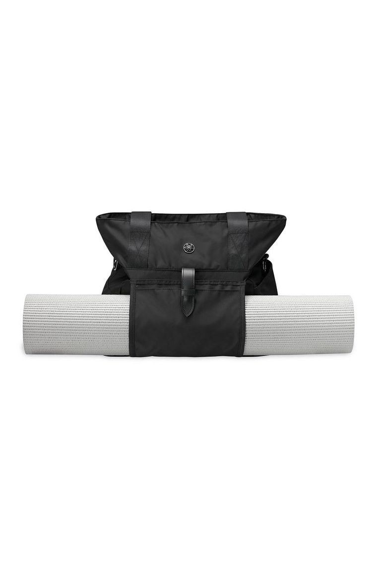 16 Best Gym Bags for Women 2023 Workout Backpacks, Duffels, and Totes