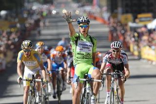 Peter Sagan (Liquigas-Doimo) takes his second stage win in California.