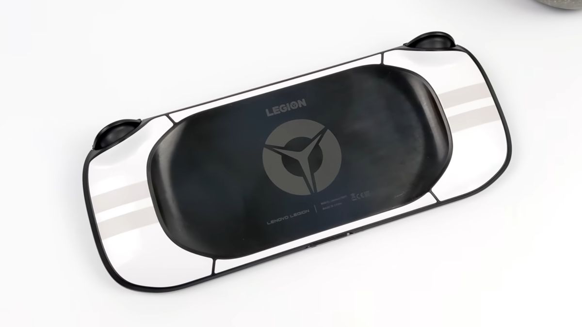 The Lenovo Legion Play gaming handheld that never came to be.
