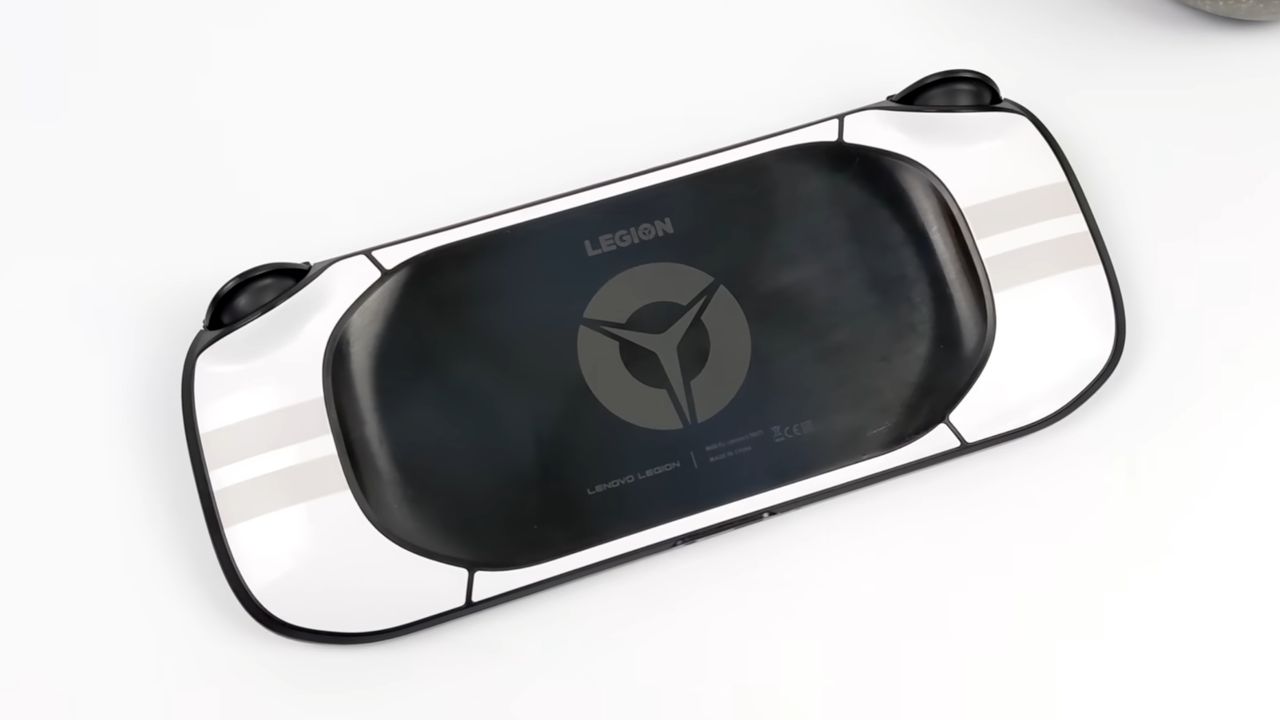 The Lenovo Legion Play gaming handheld that never came to be.
