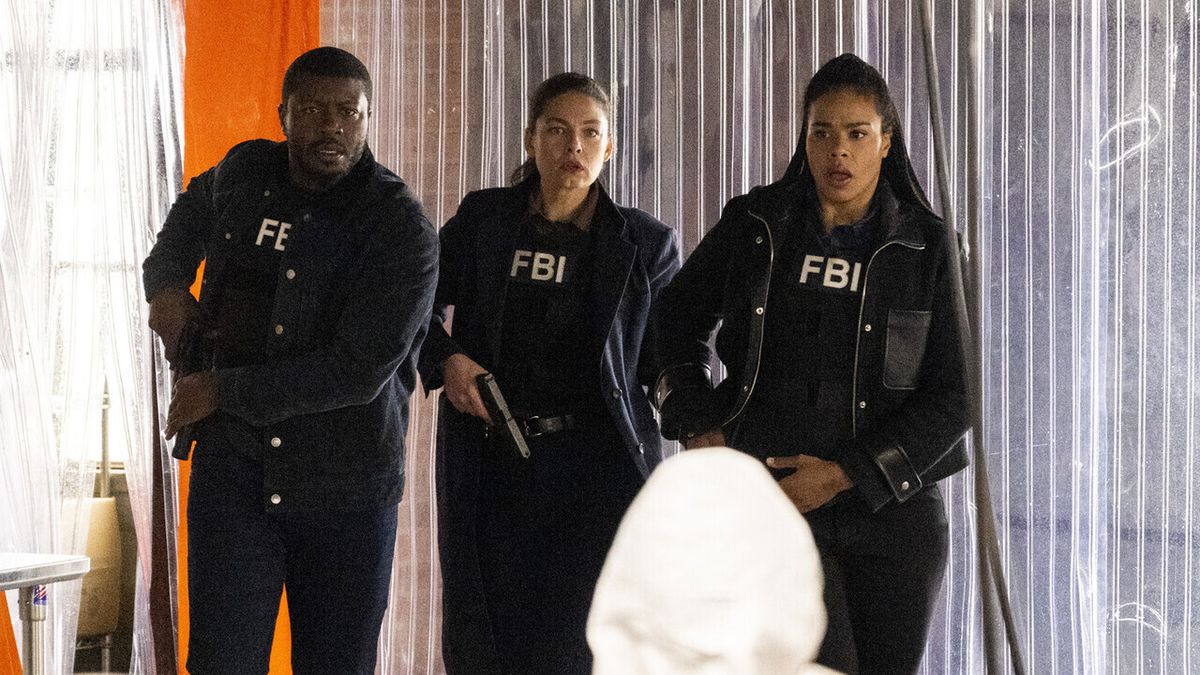 FBI: Most Wanted&#039;s Edwin Hodge, Alexa Davalos, and Roxy Sternberg