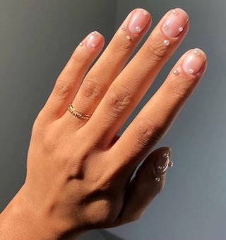 Pearl nails