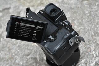 The X-H1's LCD tilting mechanism (pictured above) is the same as that on the X-T2
