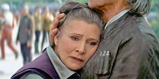 Han and Leia embracing in The Force Awakens
