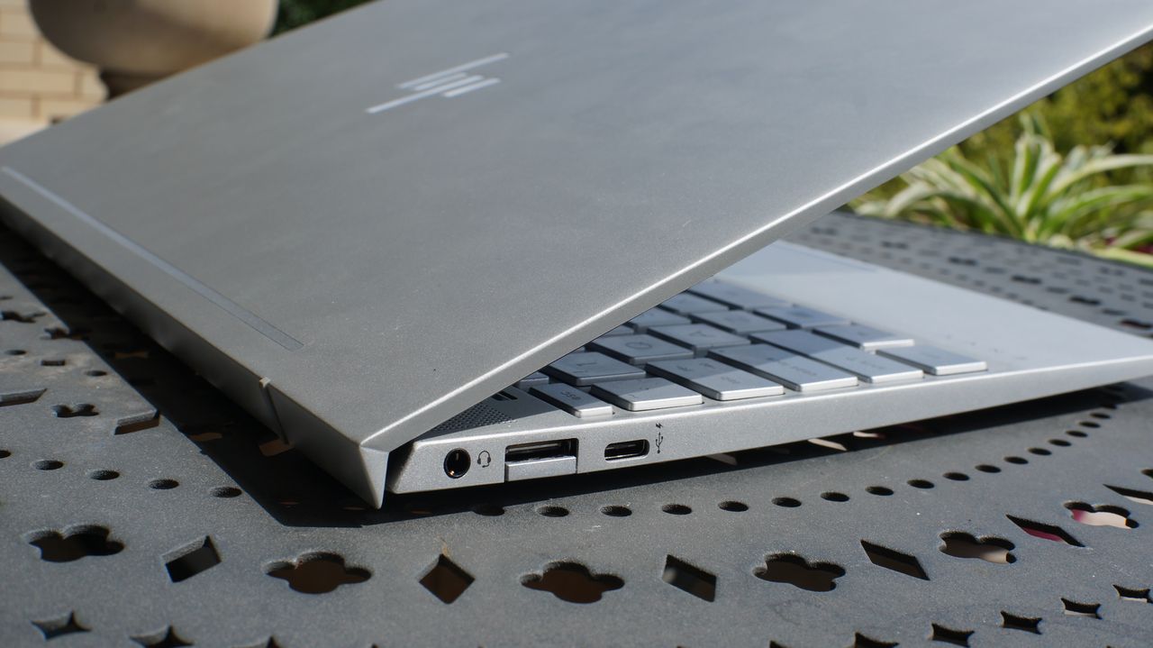 HP Envy 13t